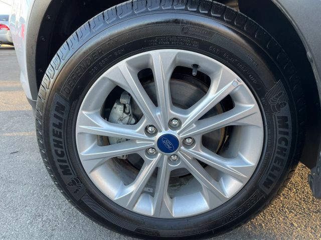 2018 FORD ESCAPE SE SPORT UTILITY 4D