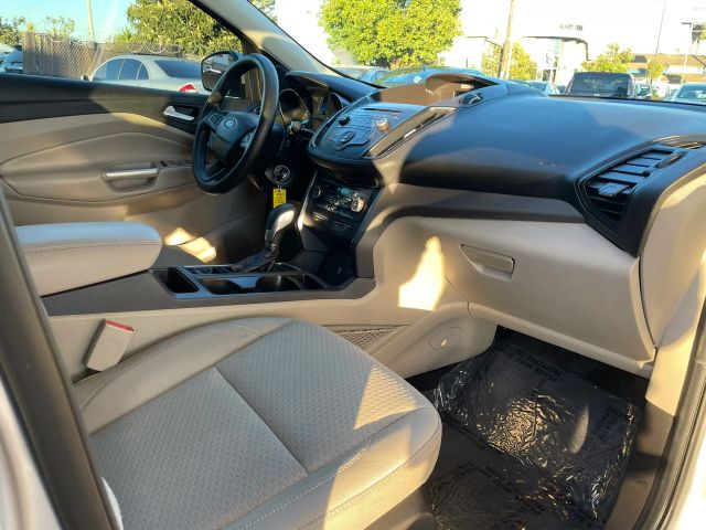 2018 FORD ESCAPE SE SPORT UTILITY 4D