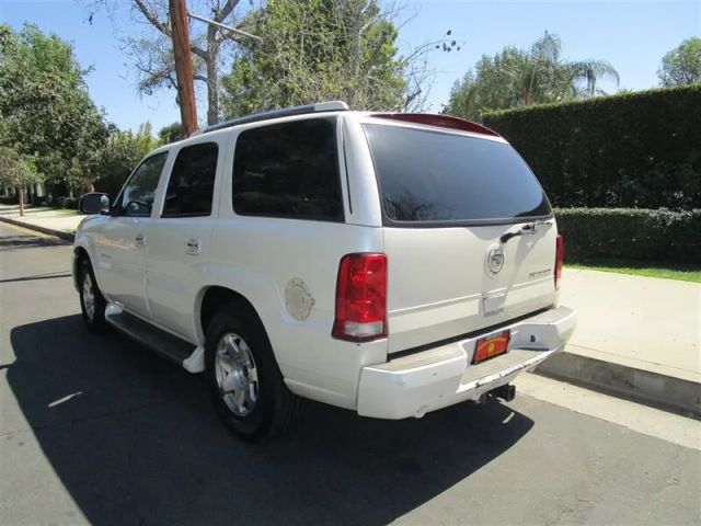2002 CADILLAC ESCALADE SPORT UTILITY 4D