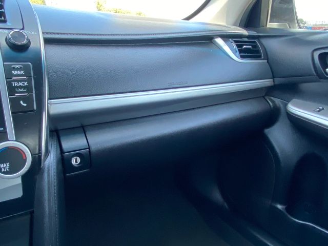 2014 TOYOTA CAMRY SE SEDAN 4D