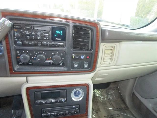 2002 CADILLAC ESCALADE SPORT UTILITY 4D