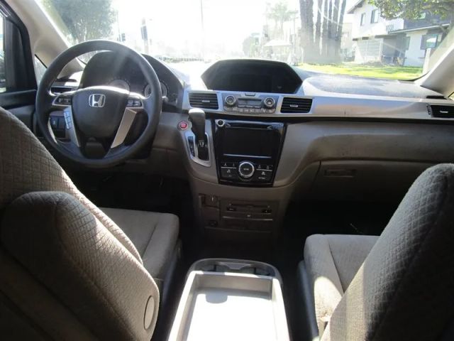 2017 HONDA ODYSSEY SE MINIVAN 4D
