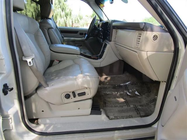 2002 CADILLAC ESCALADE SPORT UTILITY 4D