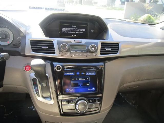 2017 HONDA ODYSSEY SE MINIVAN 4D