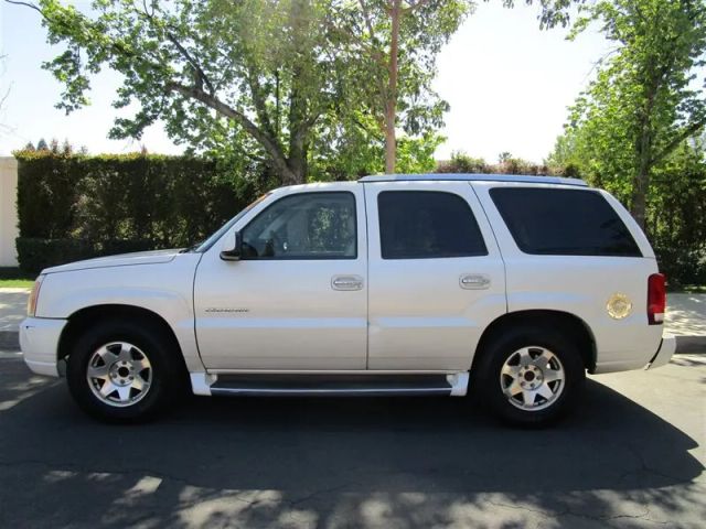 2002 CADILLAC ESCALADE SPORT UTILITY 4D