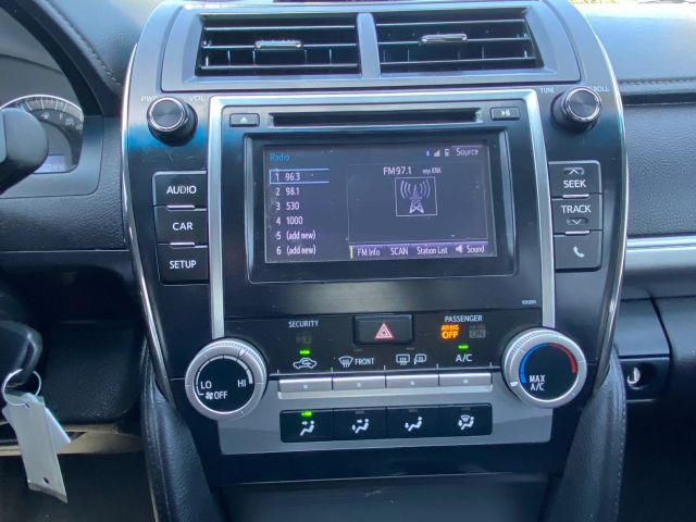 2014 TOYOTA CAMRY SE SEDAN 4D