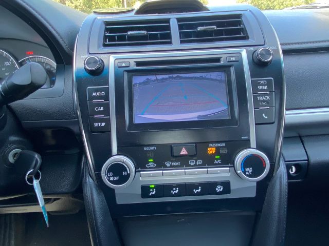 2014 TOYOTA CAMRY SE SEDAN 4D