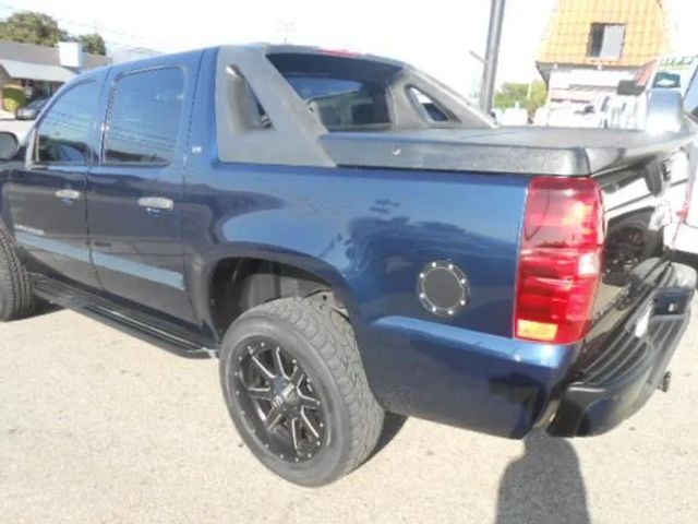 2007 CHEVROLET AVALANCHE LS SPORT UTILITY PICKUP 4D 5 1/4 FT