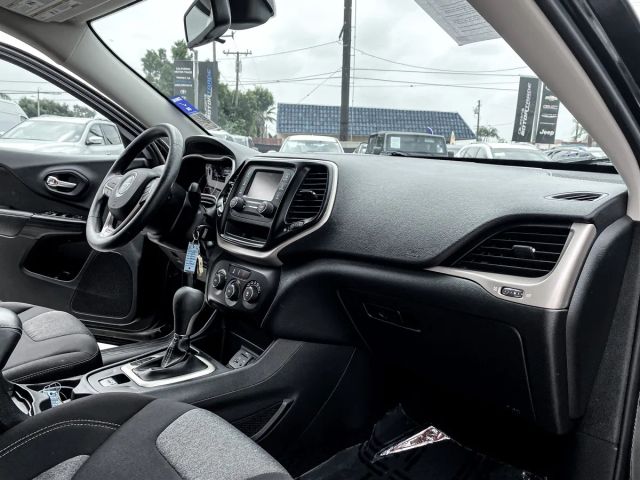 2015 JEEP CHEROKEE SPORT SUV 4D