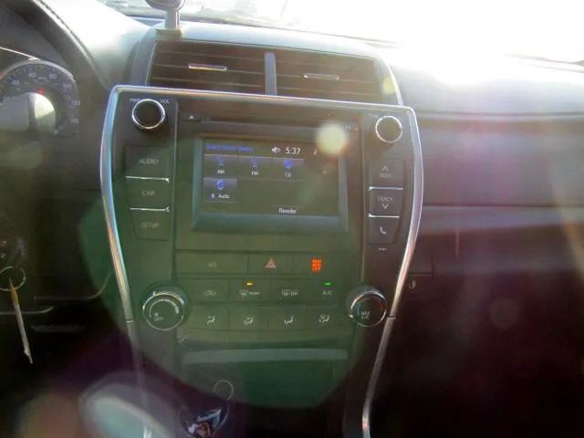 2016 TOYOTA CAMRY SE SEDAN 4D