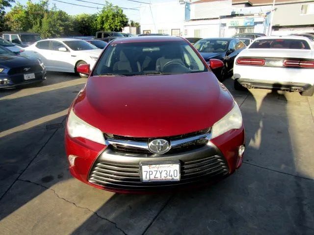 2016 TOYOTA CAMRY SE SEDAN 4D