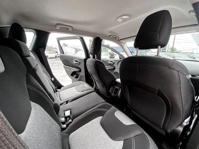 2015 JEEP CHEROKEE SPORT SUV 4D