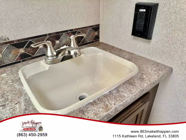 2018 Forest River Salem Hemisphere - Image 25
