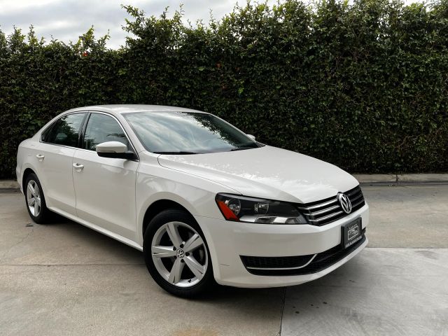2013 VOLKSWAGEN PASSAT 2.5L SE SEDAN 4D