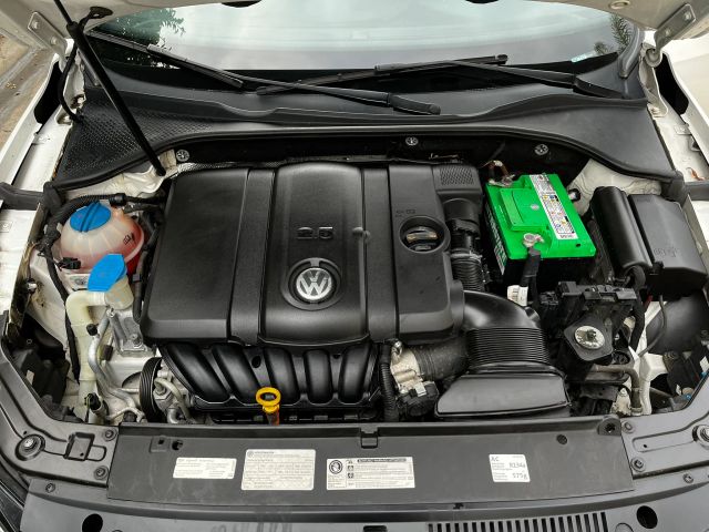 2013 VOLKSWAGEN PASSAT 2.5L SE SEDAN 4D