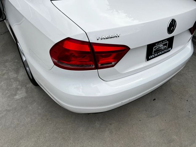2013 VOLKSWAGEN PASSAT 2.5L SE SEDAN 4D