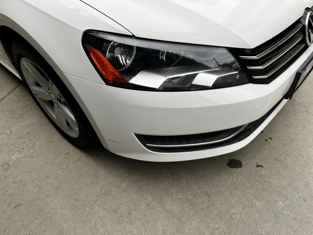 2013 VOLKSWAGEN PASSAT 2.5L SE SEDAN 4D