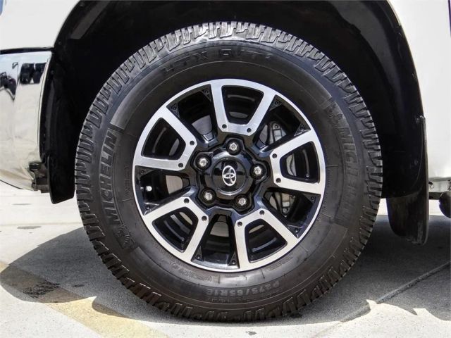 2016 TOYOTA TUNDRA CREWMAX LIMITED PICKUP 4D 5 1/2 FT