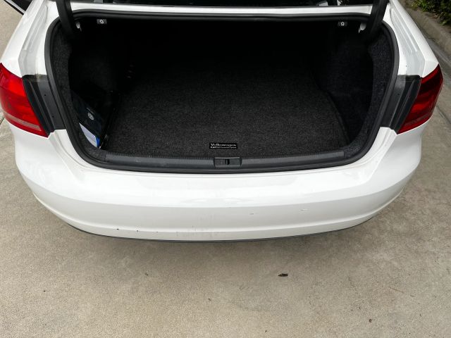 2013 VOLKSWAGEN PASSAT 2.5L SE SEDAN 4D