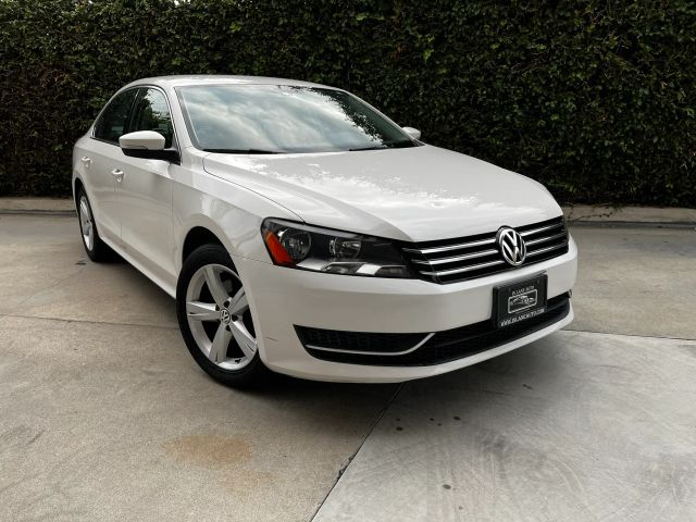 2013 VOLKSWAGEN PASSAT 2.5L SE SEDAN 4D