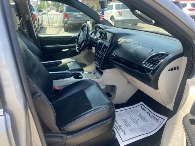 2017 DODGE GRAND CARAVAN PASSENGER SXT MINIVAN 4D