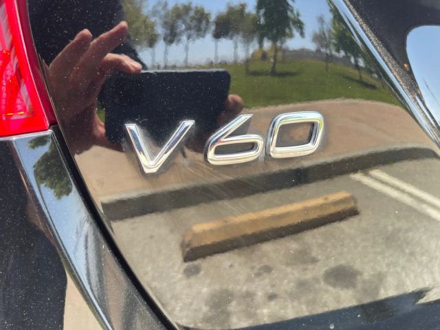 2016 VOLVO V60 T5 DRIVE-E PREMIER WAGON 4D