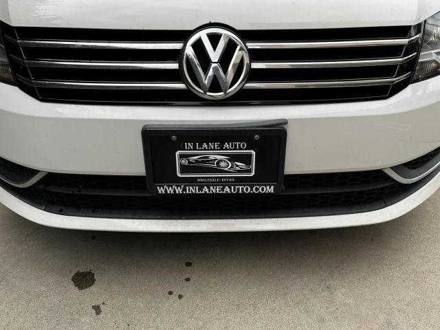 2013 VOLKSWAGEN PASSAT 2.5L SE SEDAN 4D