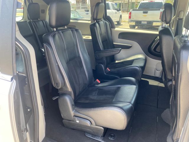 2017 DODGE GRAND CARAVAN PASSENGER SXT MINIVAN 4D