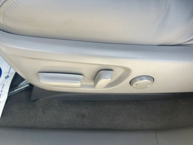 2016 TOYOTA SIENNA XLE MINIVAN 4D