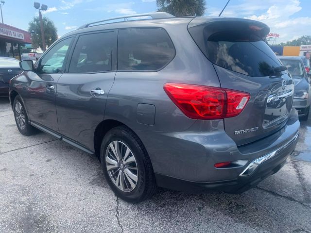 2018 Nissan Pathfinder Sv Sport Utility 4d - Image 4