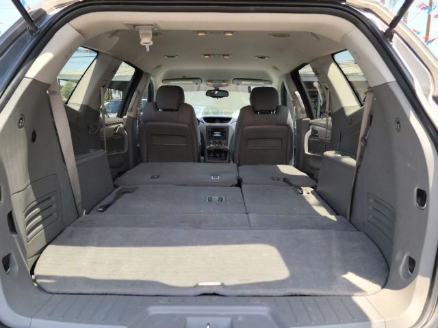 2014 CHEVROLET TRAVERSE LS SPORT UTILITY 4D