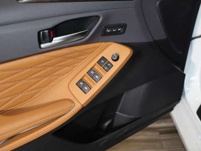 2022 TOYOTA AVALON LIMITED