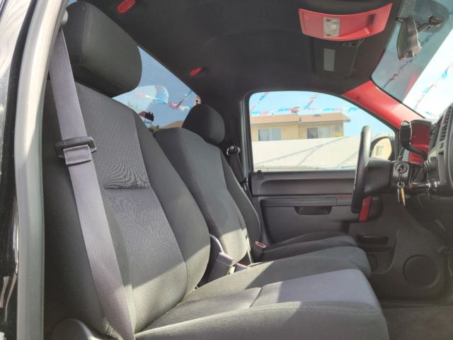 2013 CHEVROLET SILVERADO 1500 REGULAR CAB LT PICKUP 2D 6 1/2 FT