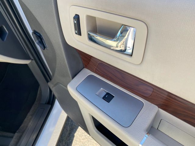2010 FORD FLEX SEL SPORT UTILITY 4D