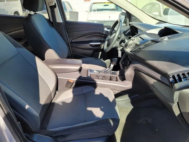 2017 FORD ESCAPE SE SPORT UTILITY 4D