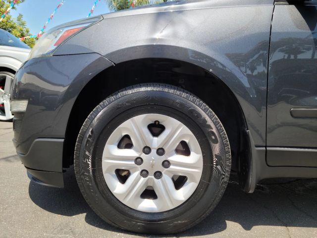 2014 CHEVROLET TRAVERSE LS SPORT UTILITY 4D