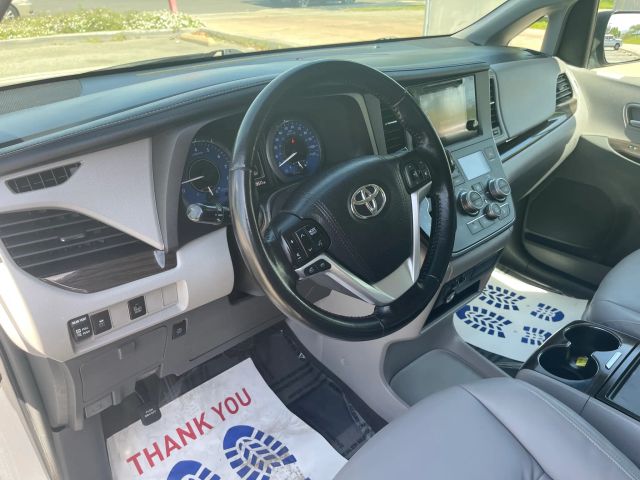 2016 TOYOTA SIENNA XLE MINIVAN 4D