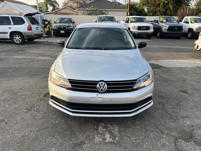2015 VOLKSWAGEN JETTA 1.8T SE SEDAN 4D