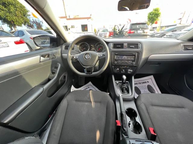 2015 VOLKSWAGEN JETTA 1.8T SE SEDAN 4D