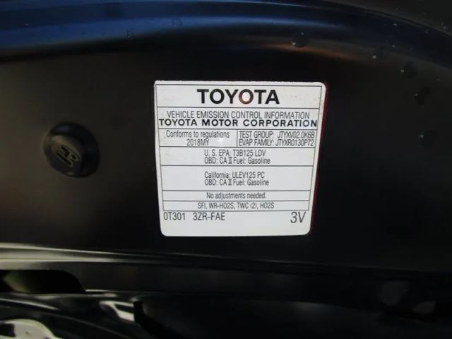 2018 TOYOTA C-HR XLE SPORT UTILITY 4D
