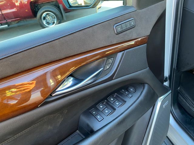 2020 CADILLAC ESCALADE LUXURY SPORT UTILITY 4D