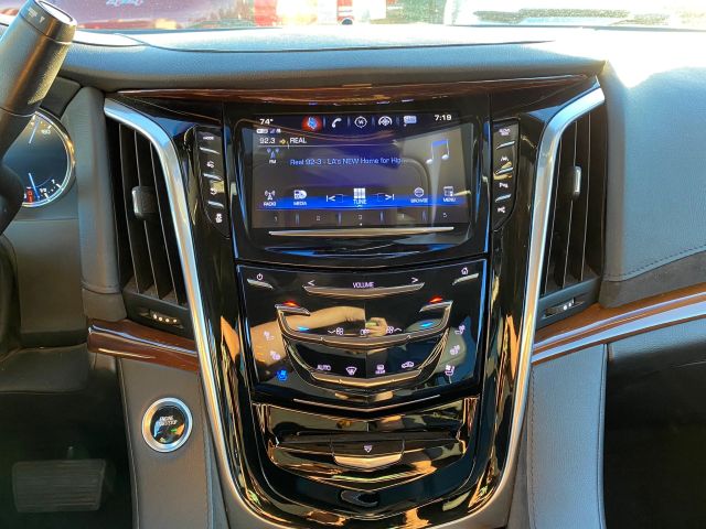 2020 CADILLAC ESCALADE LUXURY SPORT UTILITY 4D