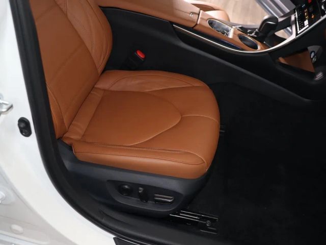 2022 TOYOTA AVALON LIMITED