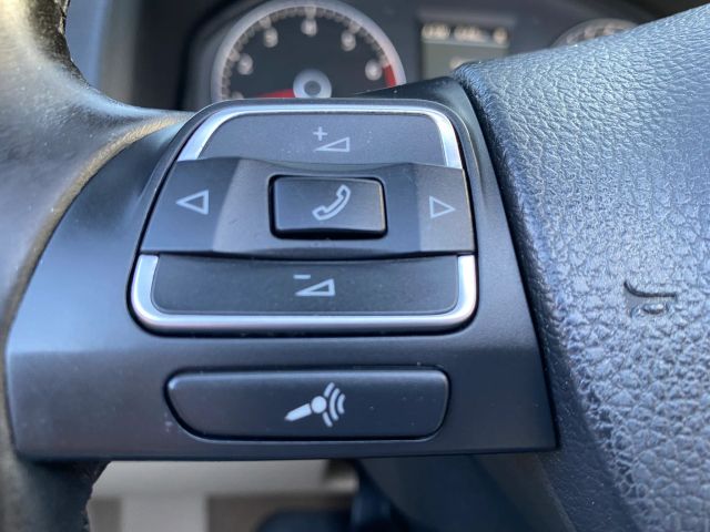 2012 VOLKSWAGEN EOS LUX HARD TOP CONVERTIBLE 2D