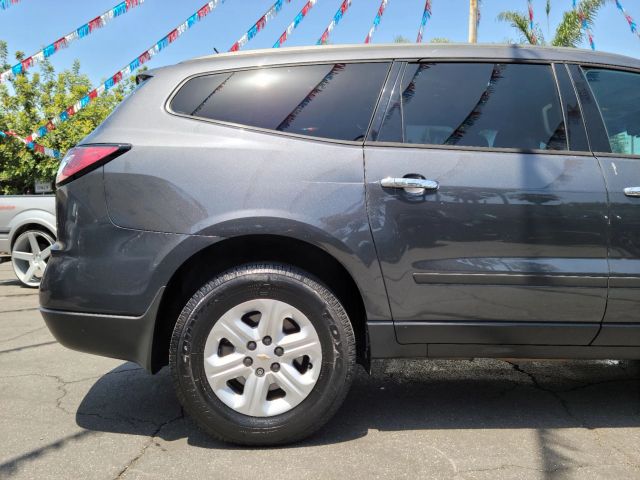2014 CHEVROLET TRAVERSE LS SPORT UTILITY 4D