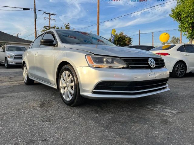 2015 VOLKSWAGEN JETTA 1.8T SE SEDAN 4D