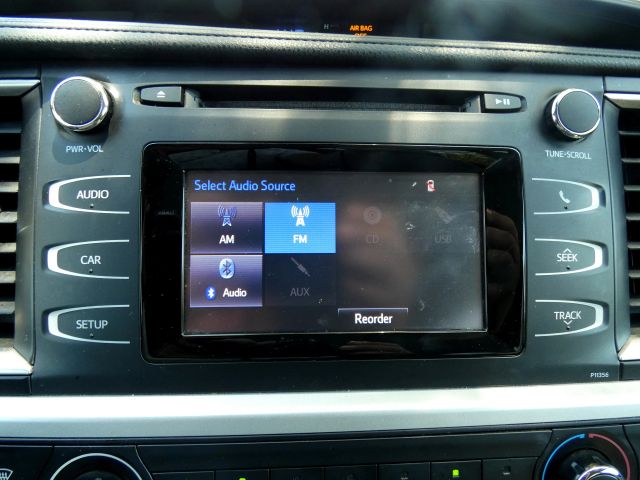 2018 TOYOTA HIGHLANDER LE SPORT UTILITY 4D