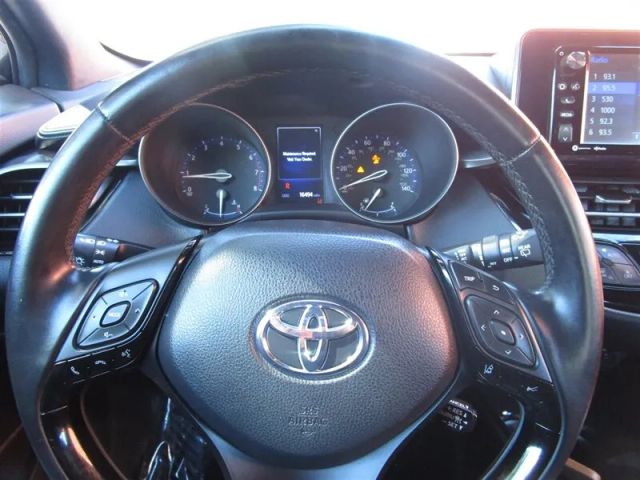 2018 TOYOTA C-HR XLE SPORT UTILITY 4D
