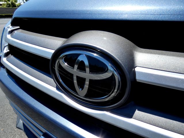 2018 TOYOTA HIGHLANDER LE SPORT UTILITY 4D