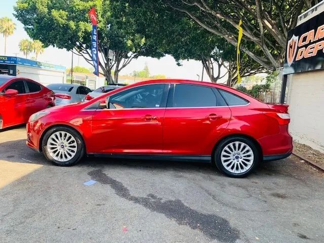 2012 FORD FOCUS TITANIUM SEDAN 4D